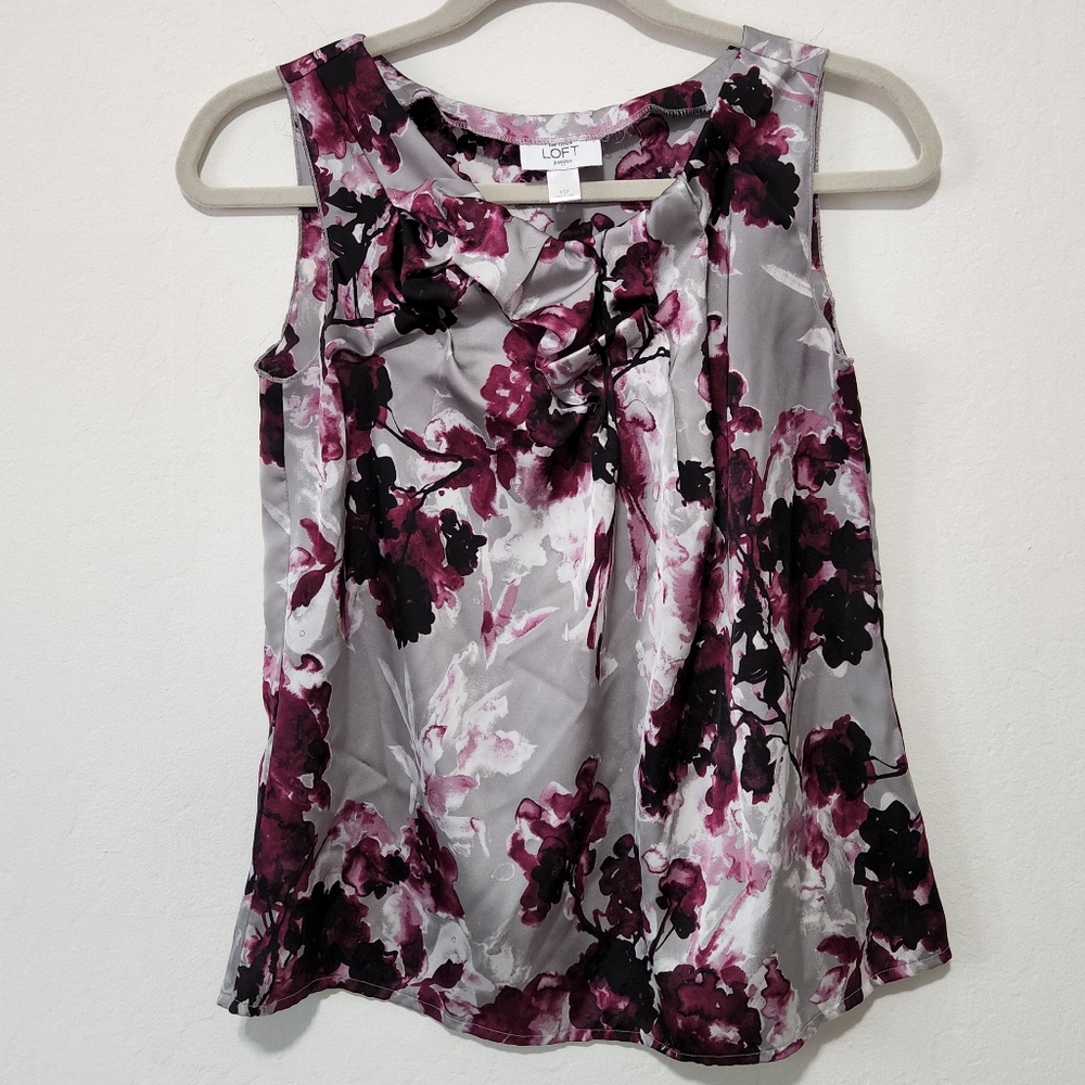 Ann Taylor LOFT Silver and Purple Floral Sleeveless Blouse Professional